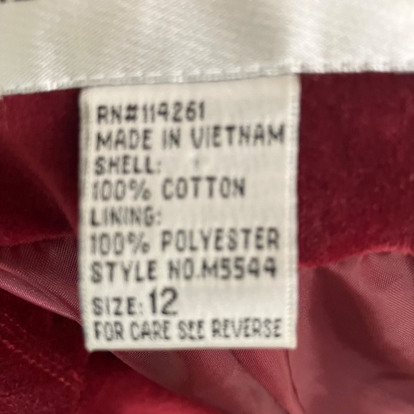 Burgundy velvet full length trenchcoat - Picture 13 of 13